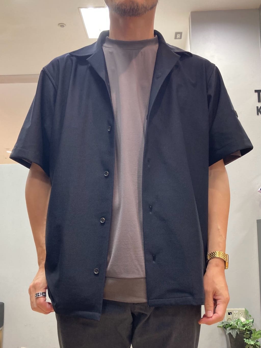 シュンさんの「TAKEO KIKUCHI｜【COOL CITY WEAR】エアートール オープンカラーシャツ /接触冷感・通気性」を使ったコーディネート