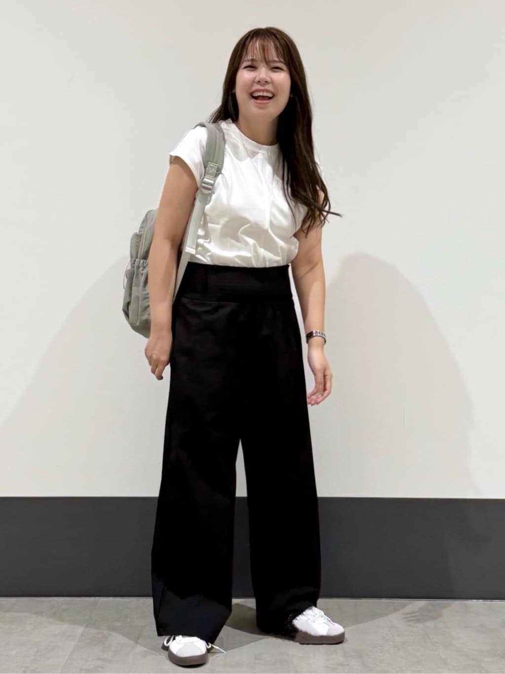 macchaさんの「THE SHOP TK｜合皮パイピングフレンチTシャツ【洗える】」を使ったコーディネート