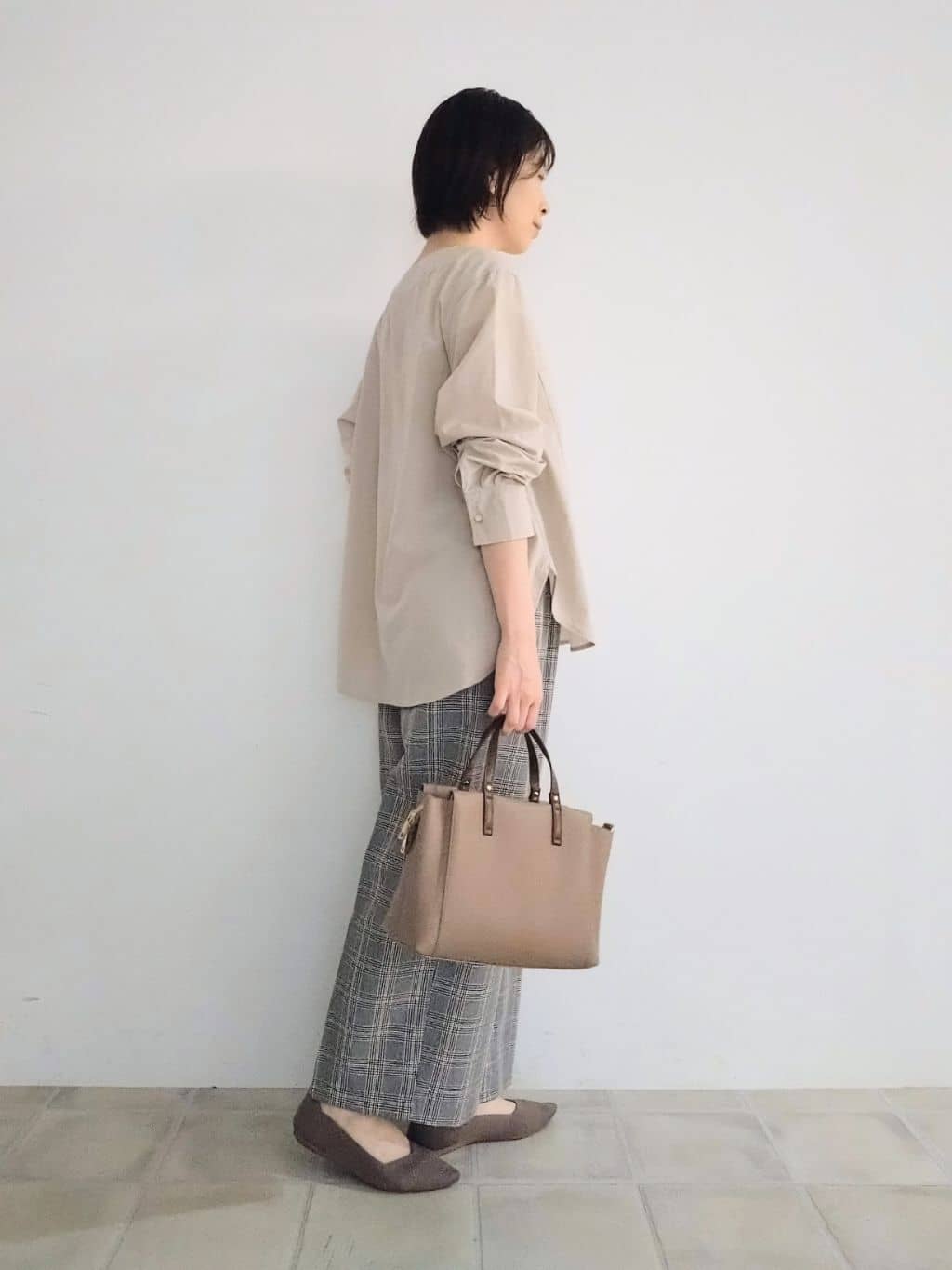 miomioさんの「SHOO･LA･RUE｜【S-LL】大人ヘルシーなこなれ感 オープンカラーシャツ」を使ったコーディネート
