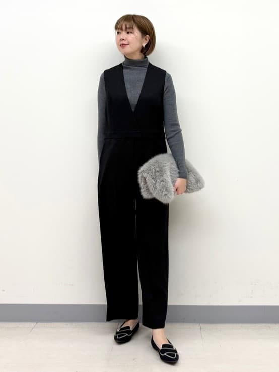 まいこさんの「INDIVI｜【名品／撥水／抗菌防臭】ロング丈リサイクルダウンコート」を使ったコーディネート