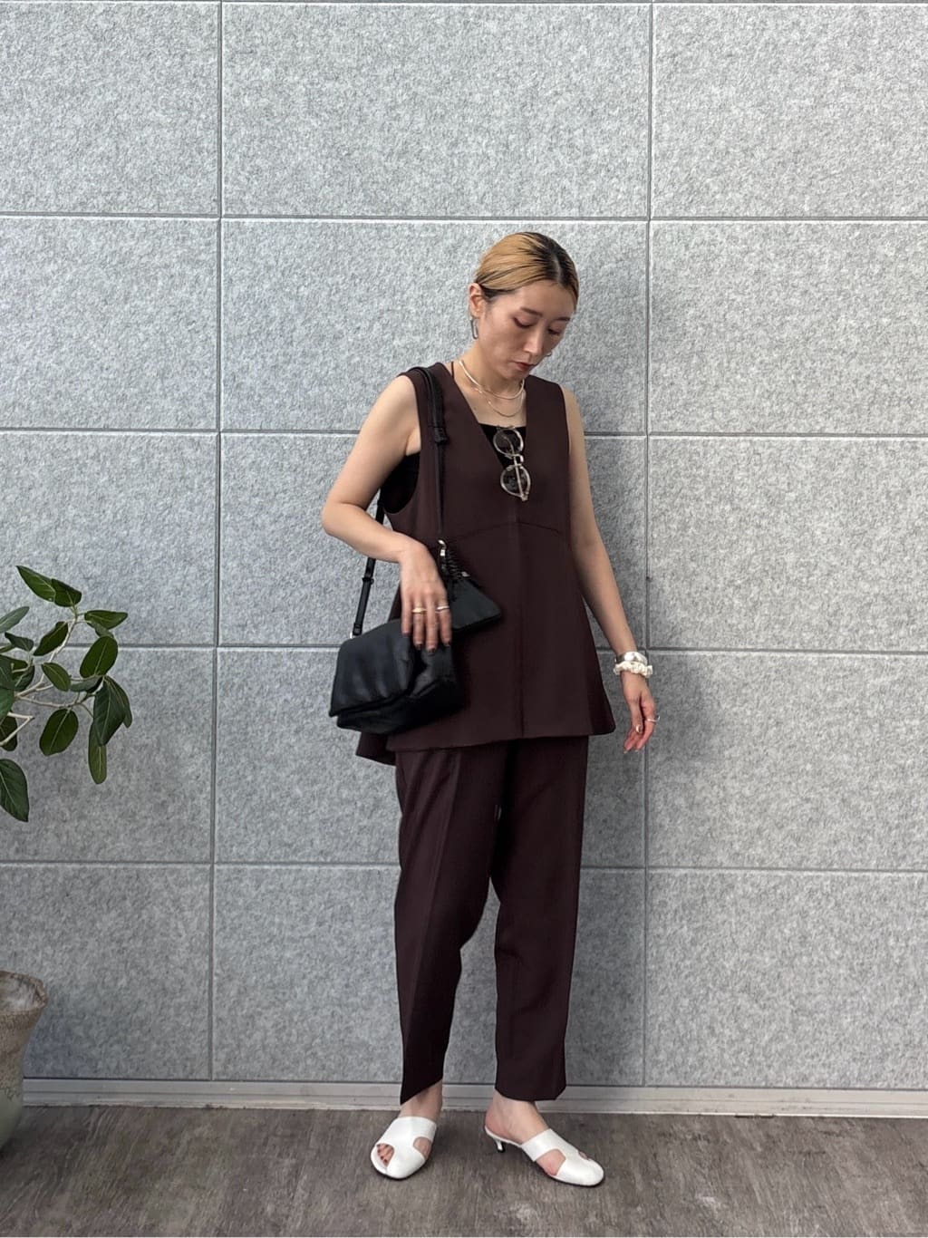 kotakiさんの「INDIVI｜Comfy SET UP｜イージーテーパードパンツ【セットアップ対応／通勤/カセット服】」を使ったコーディネート