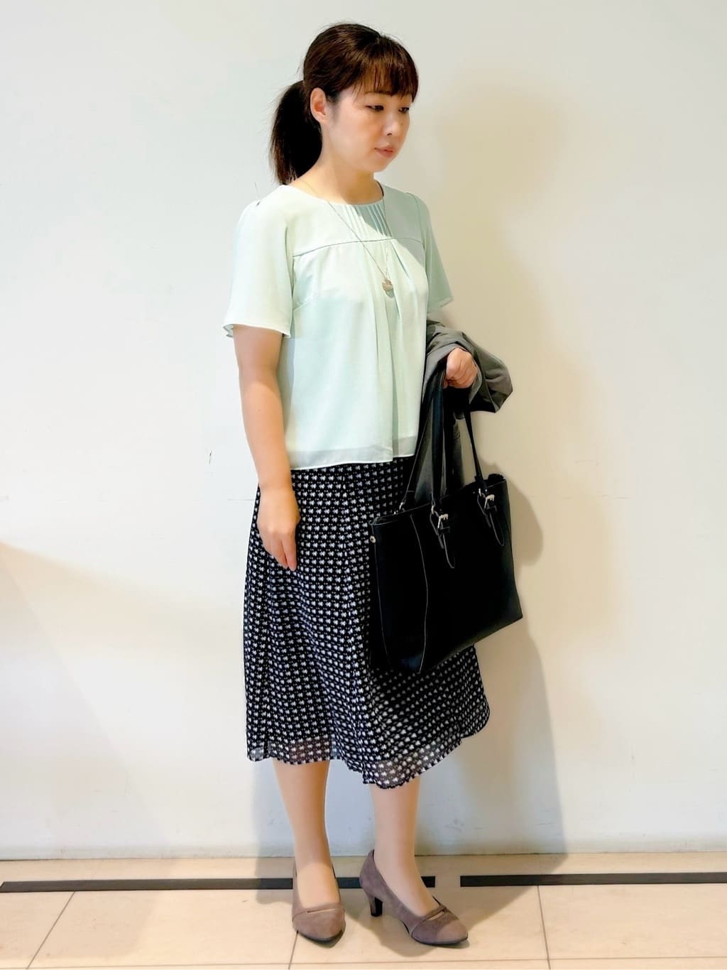 ひーさんの「Reflect｜【洗える／セットアップ可】ノーカラージャケット」を使ったコーディネート