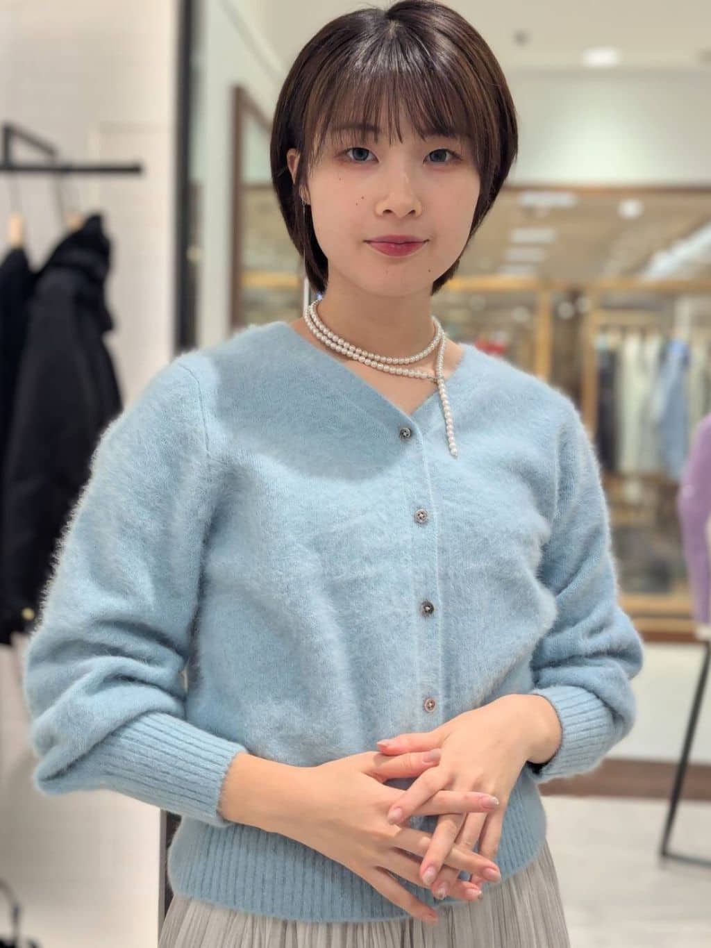 nonoさんの「UNTITLED｜【ふわふわニット/前後2WAY】フォックスカシミヤカーディガン」を使ったコーディネート