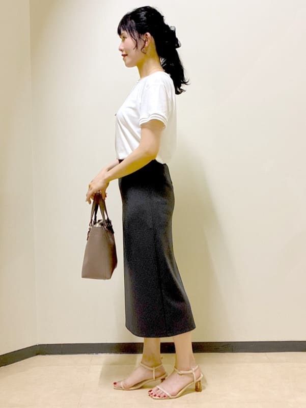  beni_gingerさんの「Reflect｜【インナーにおすすめ◎】シアーネックデザインプルオーバー」を使ったコーディネート