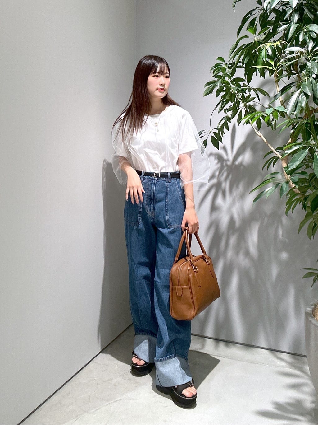 Renoさんの「INDIVI｜ロールアップデニム」を使ったコーディネート