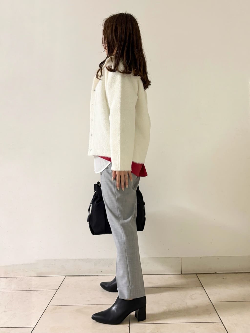 kahoさんの「INDIVI｜スタンドネック シャギーモールニット」を使ったコーディネート
