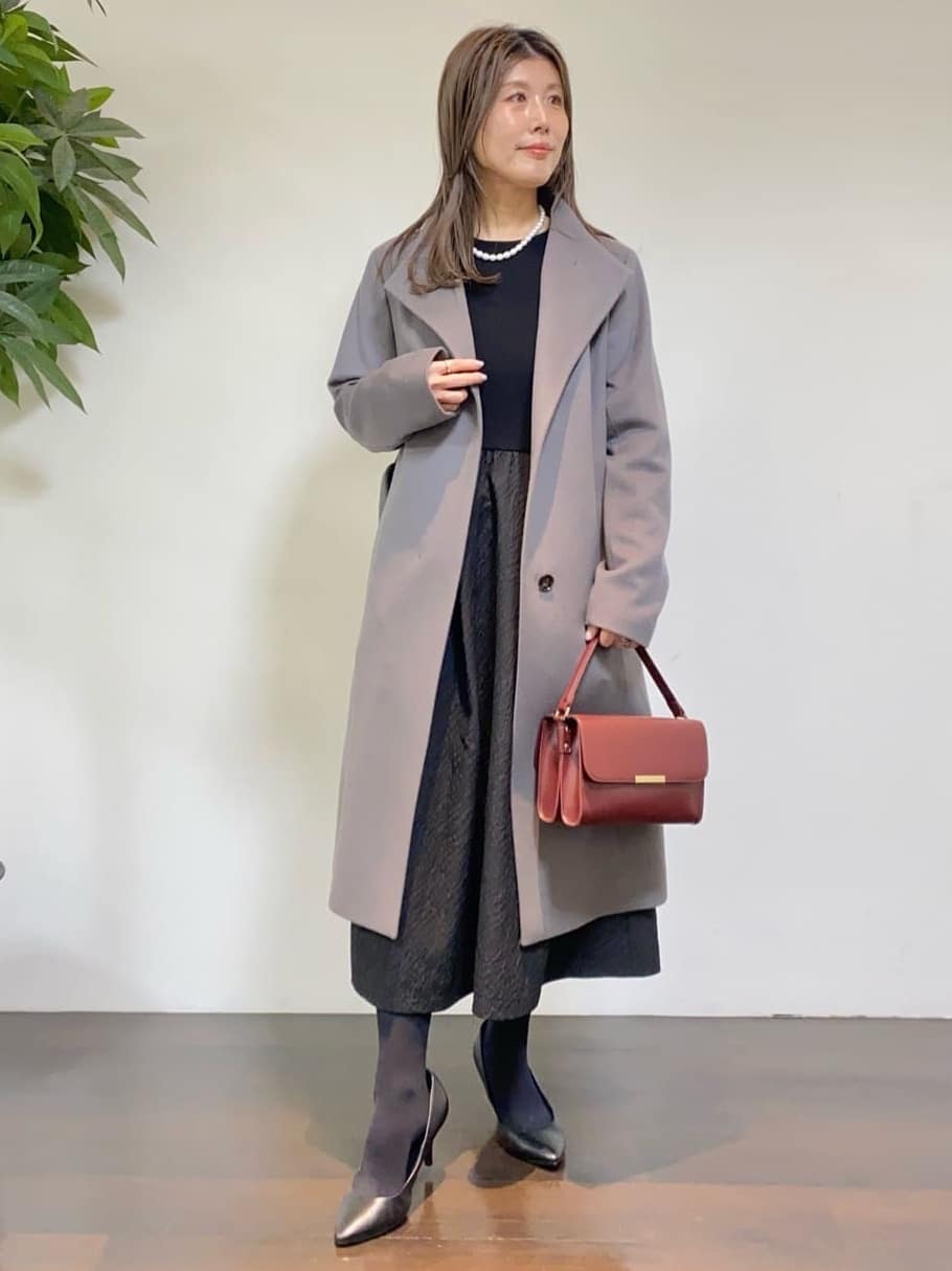 tomoさんの「UNTITLED｜【大人フェミニン/トレンド】ニット&times;ジャカード ドッキングワンピース」を使ったコーディネート