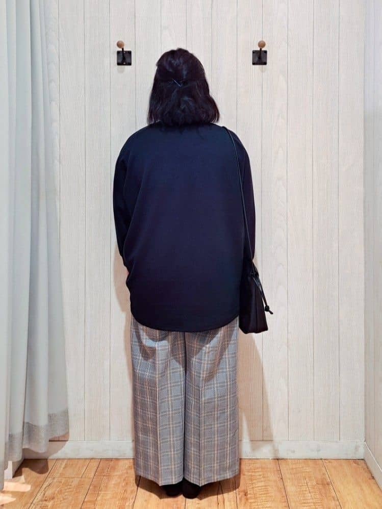 kotomiさんの「SHOO･LA･RUE｜【洗濯機可/S-LL】すっきり上品きれい見え タックワイドパンツ」を使ったコーディネート