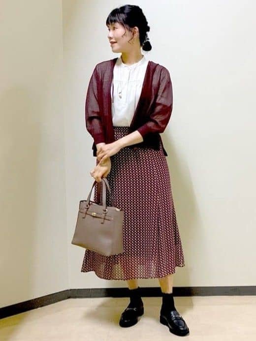  beni_gingerさんの「Reflect｜【寒暖差対策に◎／手洗い可／旅行や通勤に】フード付きシアーカーディガン」を使ったコーディネート