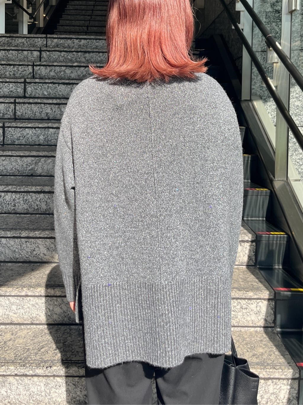 HANNAさんの「OPAQUE.CLIP｜【軽量／2WAY／通勤対応】フロントベルトデザインミドルトートバッグ」を使ったコーディネート