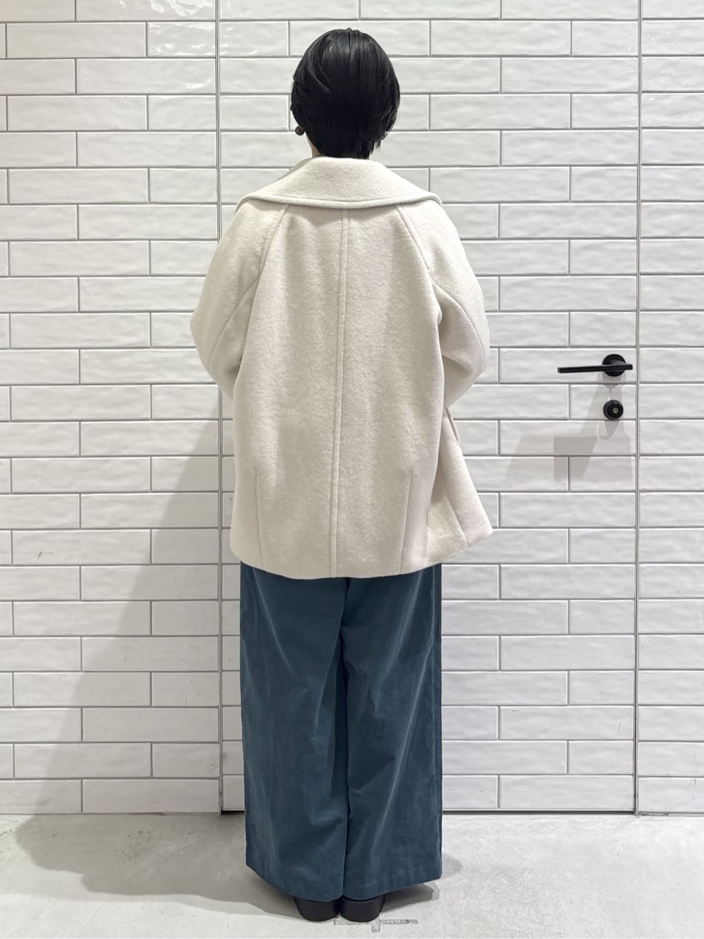 ayumiさんの「OPAQUE.CLIP｜カシミヤブレンドウールミドルピーコート」を使ったコーディネート