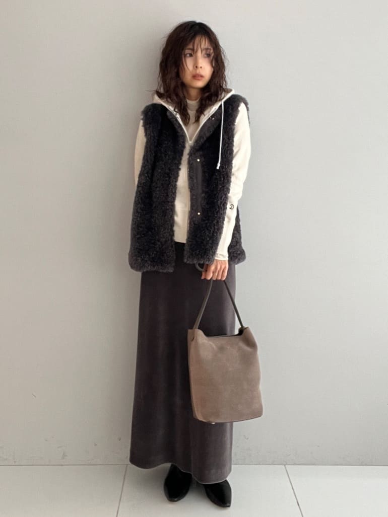 misaさんの「DRESSTERIOR｜◆Dhyana．（ディアナドット）&times;金子綾 ロングブーツ」を使ったコーディネート