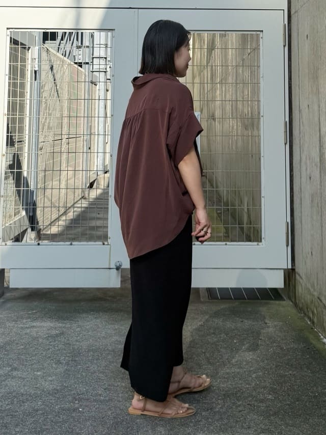 chさんの「THE SHOP TK｜【インしなくても決まる】スキッパーシャツ/接触冷感/防シワ/速乾」を使ったコーディネート