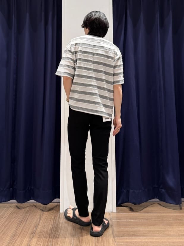 Tightさんの「THE SHOP TK｜変形ボーダー半袖Tシャツ【洗濯機OK】」を使ったコーディネート