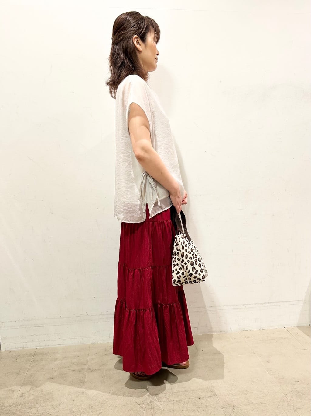 Mさんの「SHOO･LA･RUE｜【洗える/S-LL】上品なシアー感 レイヤード風トップス」を使ったコーディネート