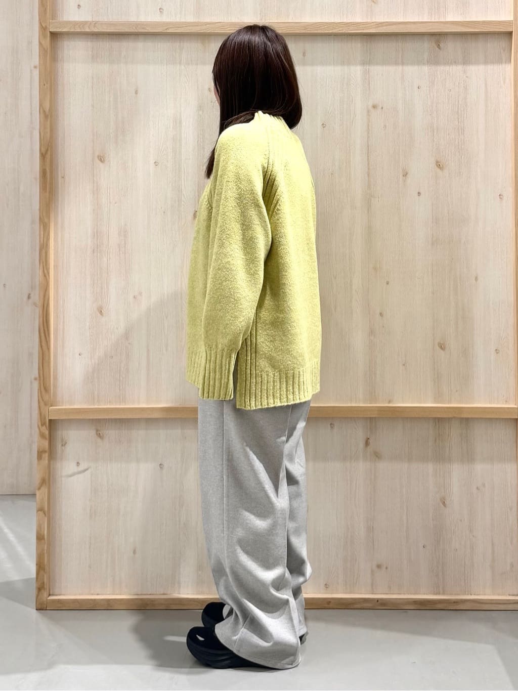 nanaさんの「THE SHOP TK｜ふんわり柔らかきれい色 ウール混ハイネックニット」を使ったコーディネート