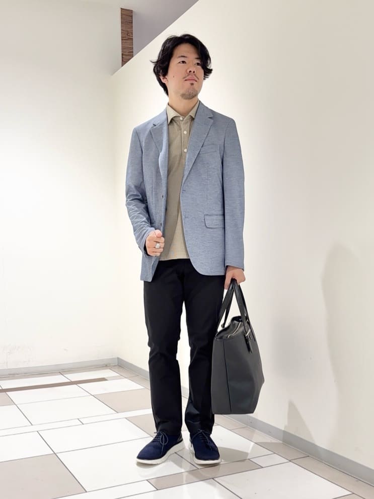 及川さんの「TAKEO KIKUCHI｜【Made in JAPAN】播州織 ヘリンボン ストレート パンツ」を使ったコーディネート