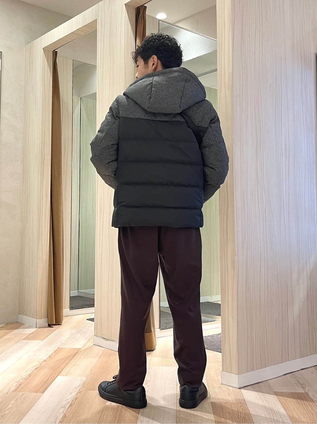 URAさんの「TAKEO KIKUCHI｜カラーコンビ ダウンブルゾン」を使ったコーディネート