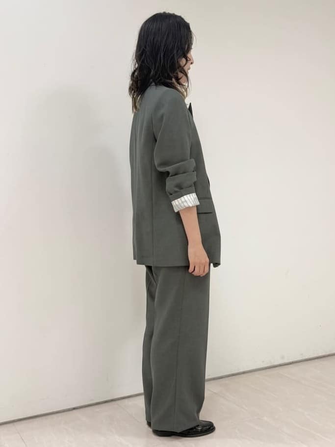 サオリさんの「UNTITLED｜【セットアップ可/洗える】ウールライク ワイドパンツ」を使ったコーディネート