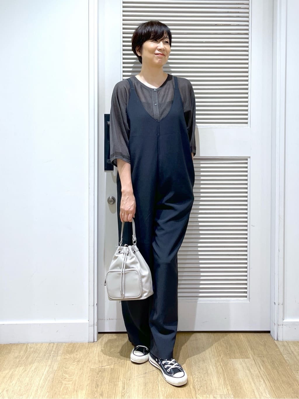 Miyazakiさんの「Dessin｜【前後2WAY・洗える】シアーカーディガン」を使ったコーディネート