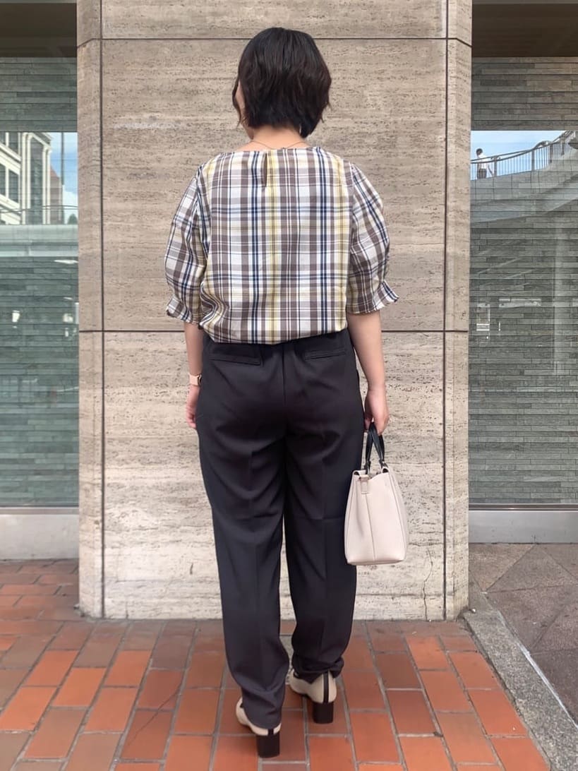 Riranさんの「SHOO･LA･RUE｜【S-LL/5分袖】お袖タックできれいに魅せる 大人のチェックブラウス」を使ったコーディネート