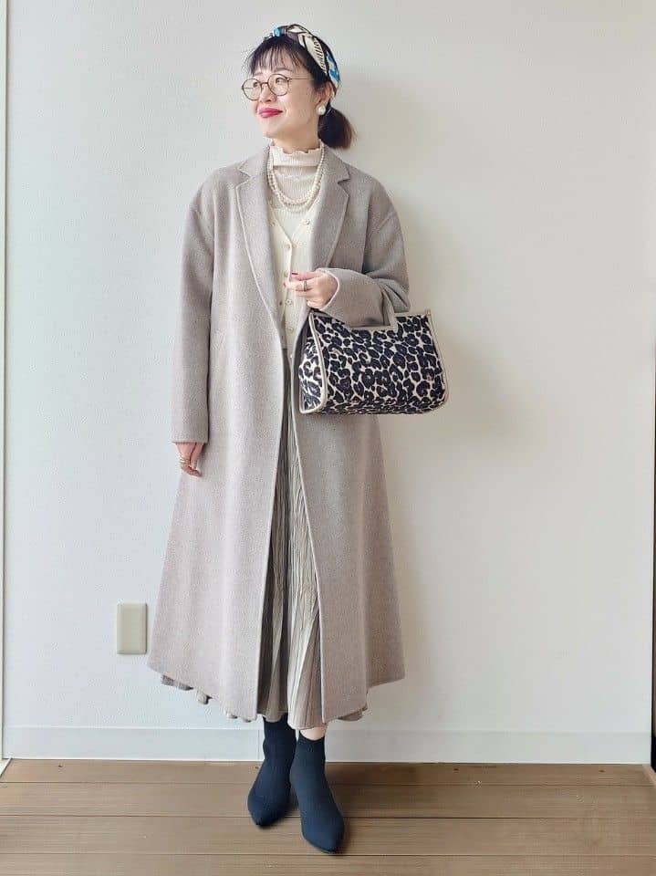 MUTSUKOさんの「UNTITLED｜【ロング丈/軽やか】テーラード　リバーコート」を使ったコーディネート