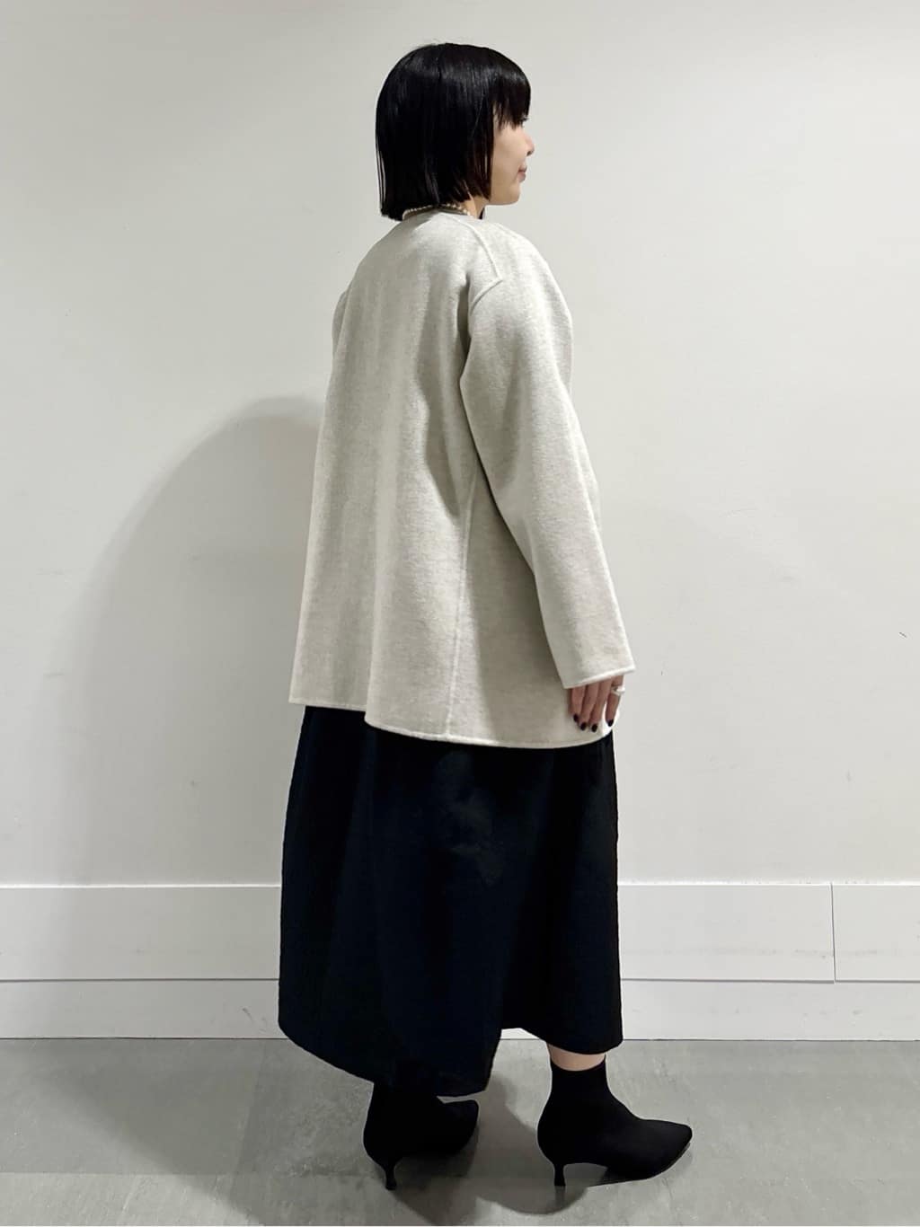モエカさんの「UNTITLED｜【ミディ丈/軽やか】セミラグランリバー コート」を使ったコーディネート