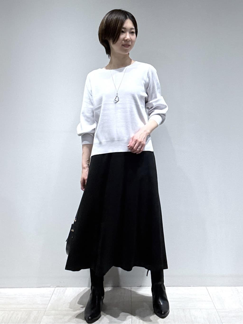 まちこさんの「Reflect｜【パンツにもスカートにも合わせやすい◎】ライティブルゾン」を使ったコーディネート