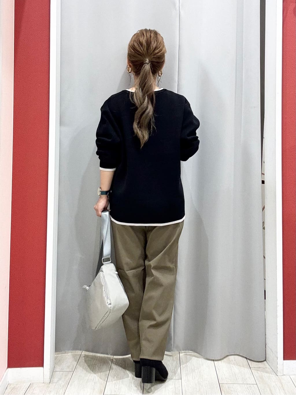 shioさんの「SHOO･LA･RUE｜【S-LL】オンとオフどちらにも使える 軽量なノーカラーブルゾン」を使ったコーディネート