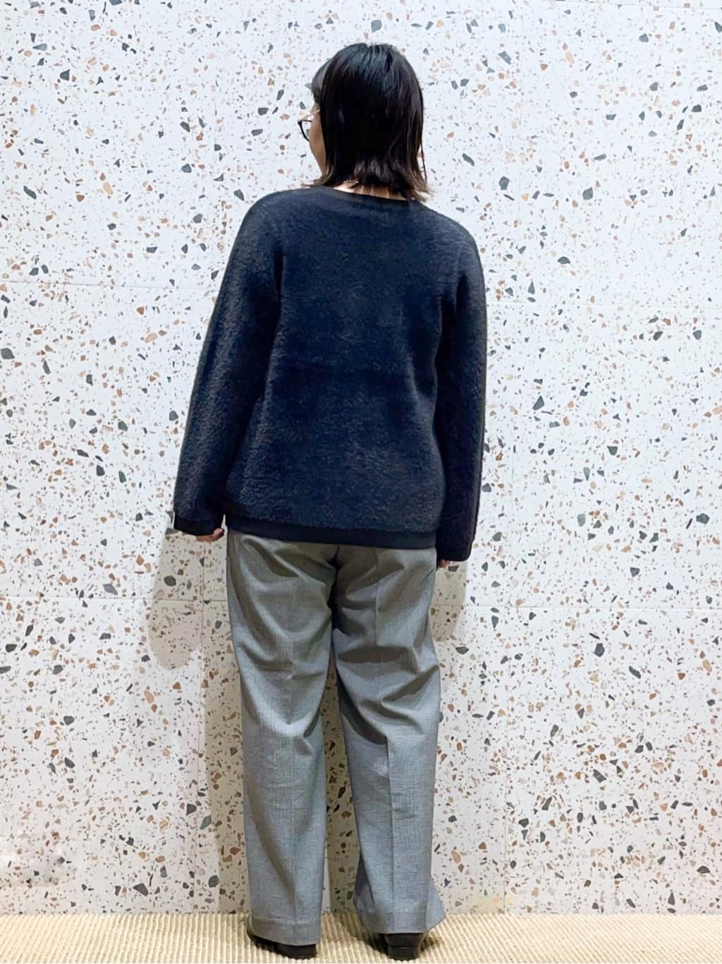 シゲリさんの「OPAQUE.CLIP｜ロングロゴTシャツ【洗濯機OK】」を使ったコーディネート