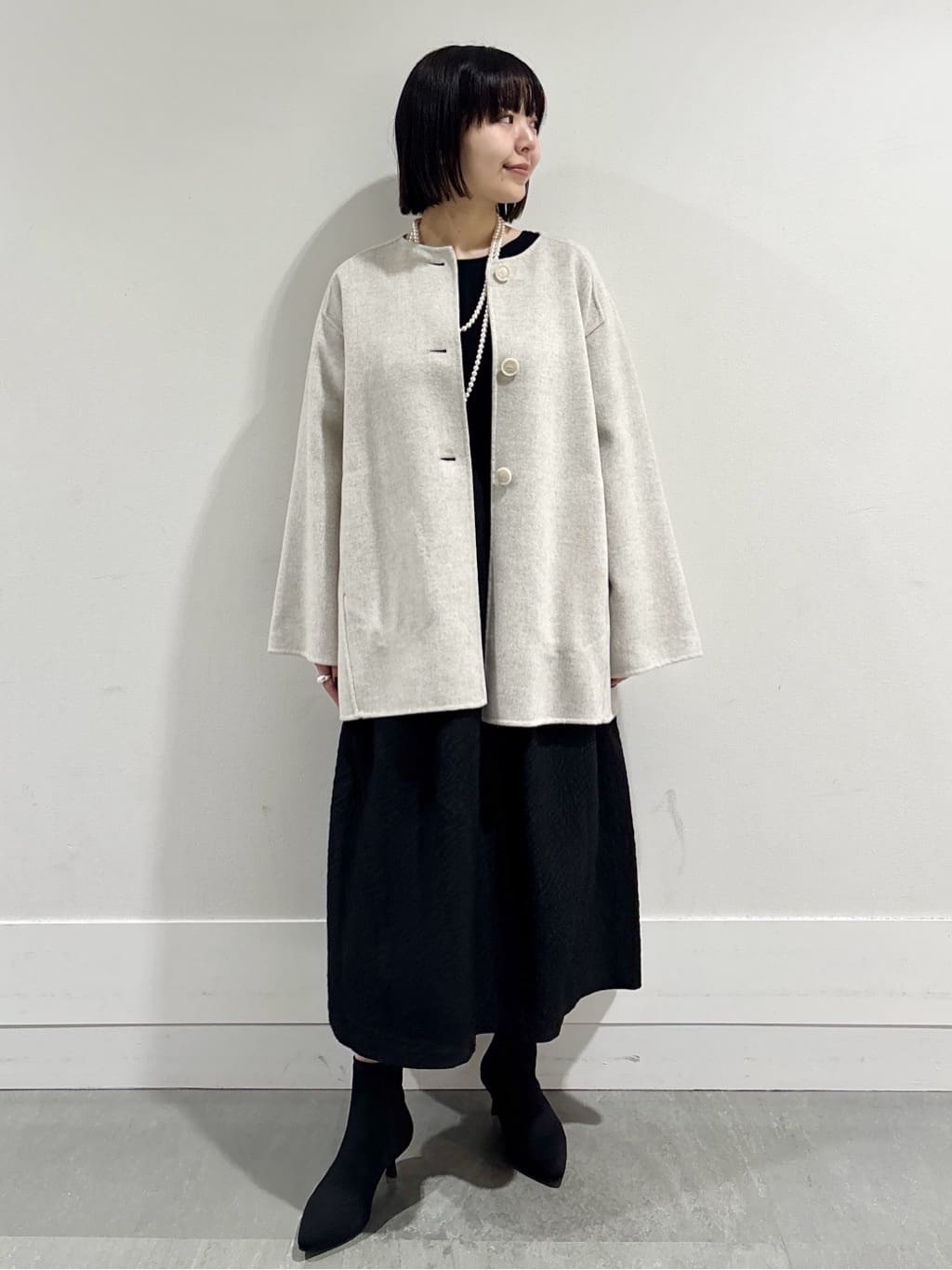 モエカさんの「UNTITLED｜【ミディ丈/軽やか】セミラグランリバー コート」を使ったコーディネート