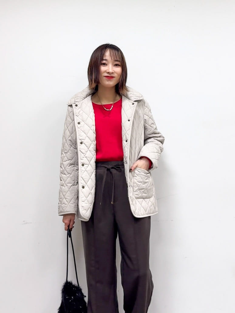 𝐜𝐡𝐢𝐤𝐚さんの「SHOO･LA･RUE｜【洗濯機可/S-LL/高レビュー】上品シルエットで美しい イージーワイドパンツ」を使ったコーディネート