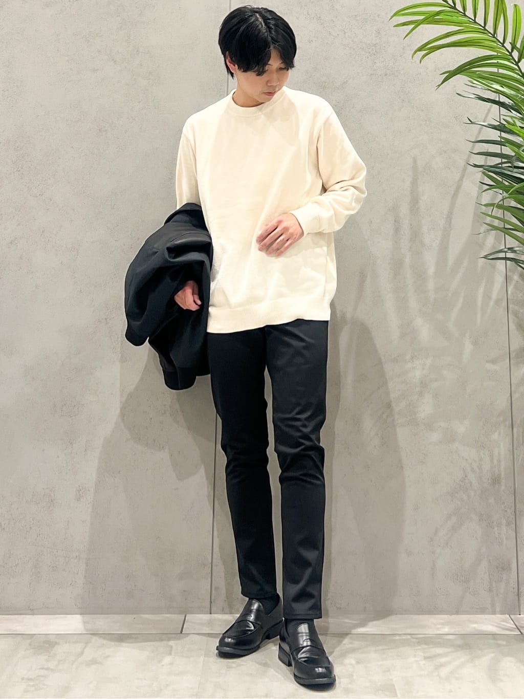 SHI-MAさんの「THE SHOP TK｜【1ランク上の大人カジュアルに】異素材コンビ リブブルゾン」を使ったコーディネート