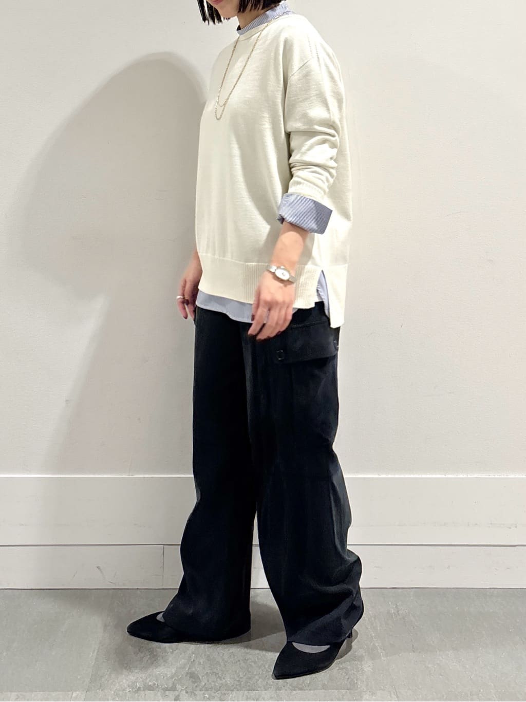モエカさんの「UNTITLED｜【8色展開/体型カバー】魅せるタイムレスニット」を使ったコーディネート