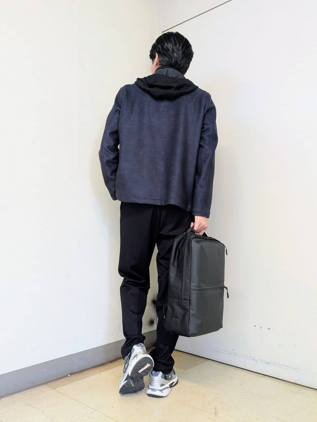 ryoさんの「TAKEO KIKUCHI｜【JUST ONE LAYER】ダウンファブリック ジップアップ フード ブルゾン」を使ったコーディネート