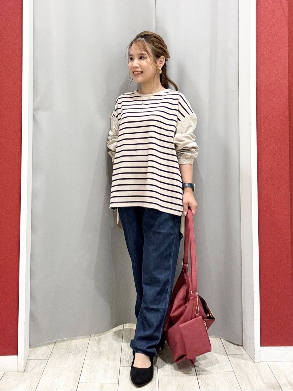 shioさんの「SHOO･LA･RUE｜【S-LL】インせず決まる 背中タック入り パフ袖トップス」を使ったコーディネート