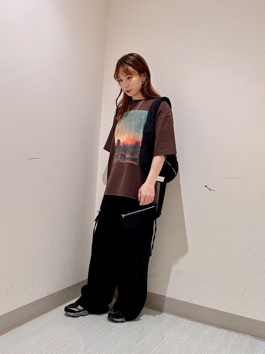 S.A.Oさんの「tk.TAKEO KIKUCHI｜ウェスタンフォトスタッズTシャツ」を使ったコーディネート