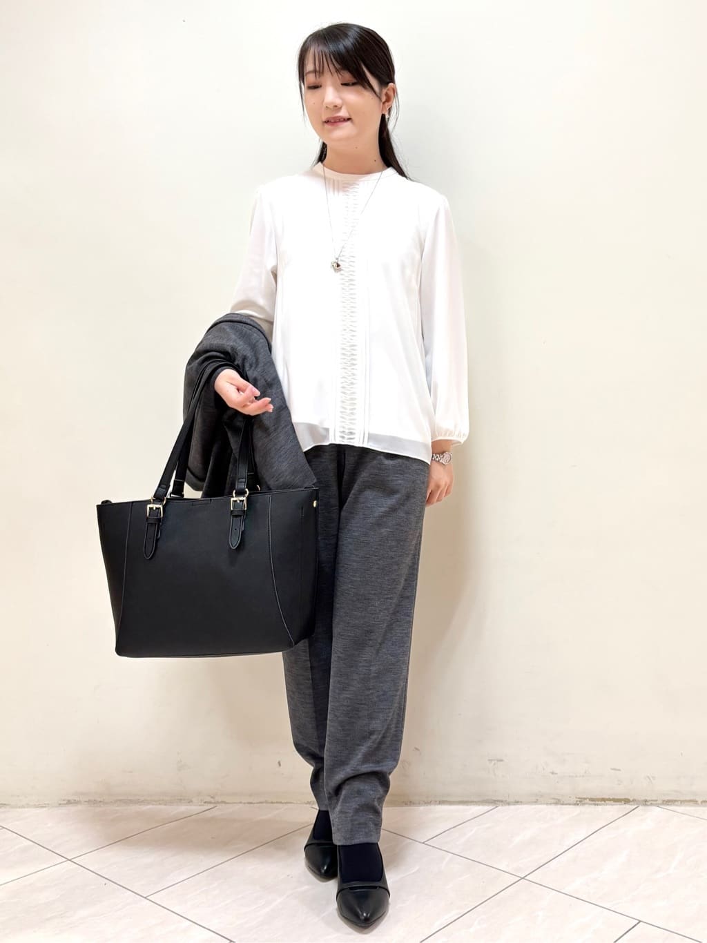 mikiさんの「Reflect｜【SS-4Lサイズ】スタンドネックブラウス」を使ったコーディネート