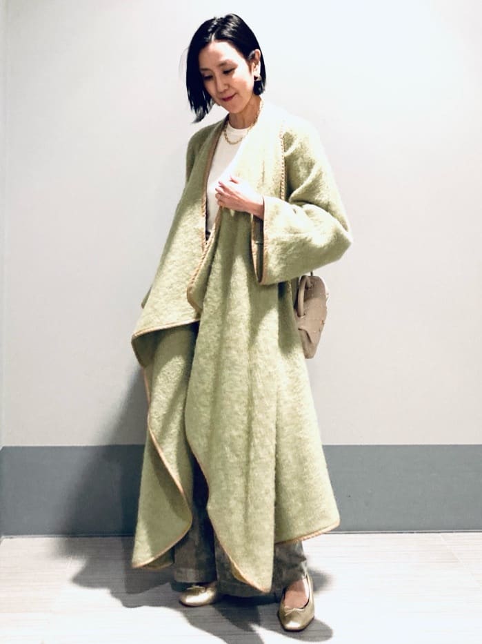 Furuさんの「DRESSTERIOR｜ソフト別珍イージーパンツ」を使ったコーディネート