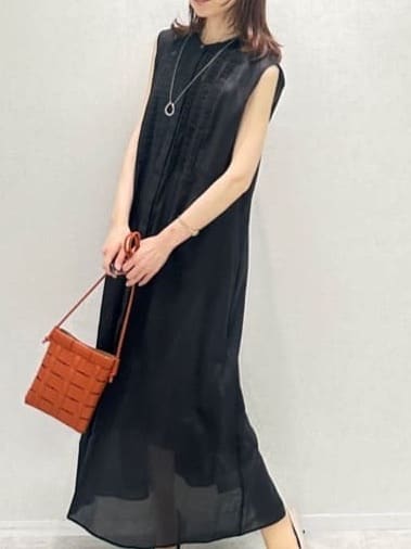 Miwaさんの「UNTITLED｜フープトップネックレス」を使ったコーディネート