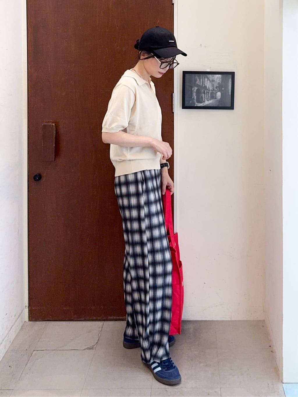 𝐇𝐢𝐫𝐨𝐦𝐢さんの「SHOO･LA･RUE｜【S-LL/洗える】大人の抜け感 スキッパーニット」を使ったコーディネート