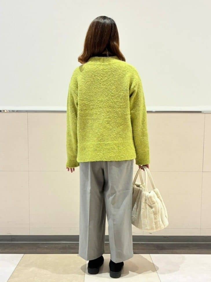 ジュンさんの「SHOO･LA･RUE｜【着丈選べる】大人のきれいめスタイルに ウールフィール ワイドパンツ」を使ったコーディネート