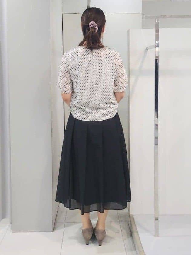AZUSAさんの「Reflect｜【マシンウォッシュ可／セットアップ可】コツキ柄プリントブラウス」を使ったコーディネート