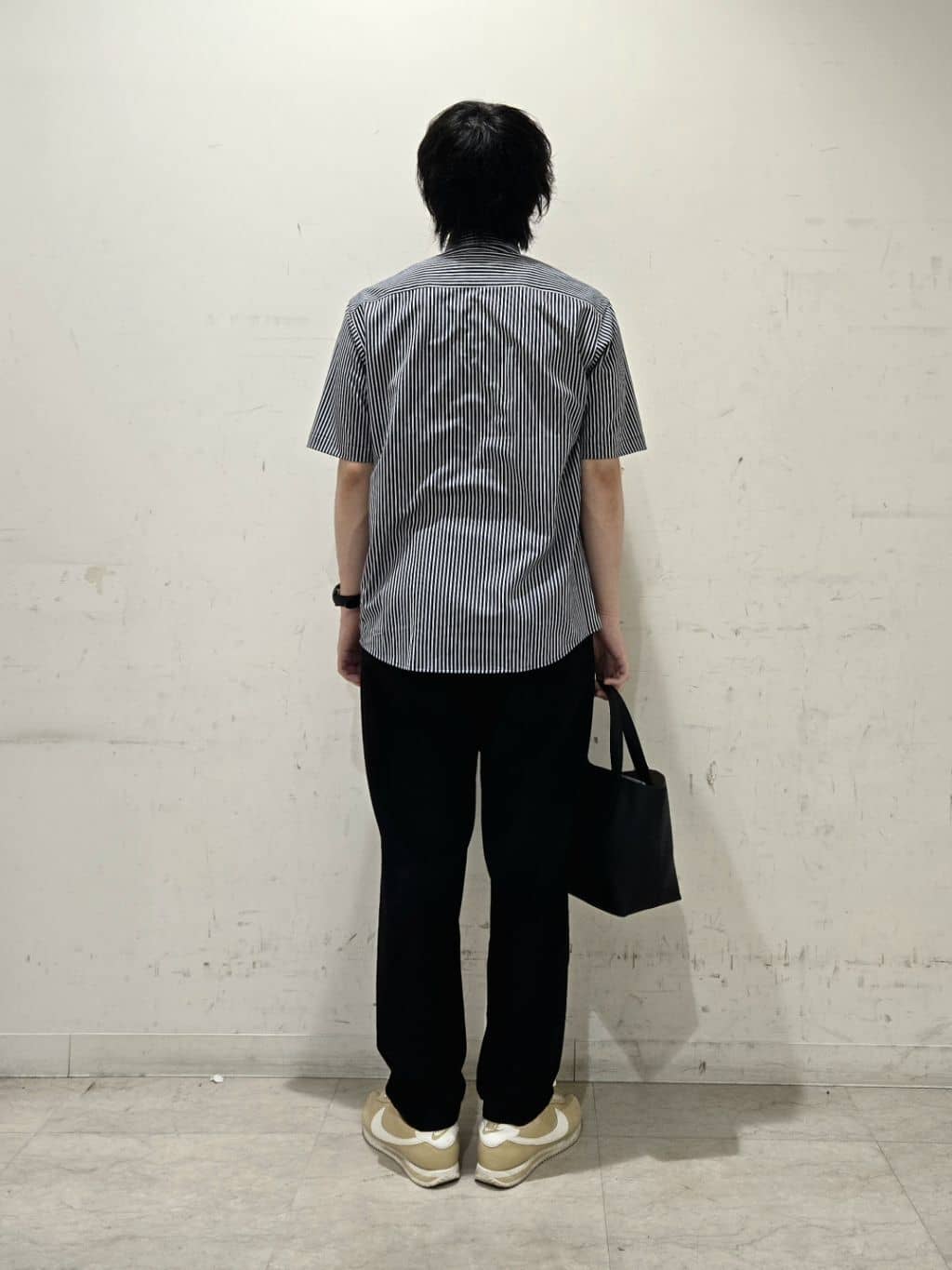 白木駆さんの「TAKEO KIKUCHI｜【COOL CITY WEAR】ストライプジャージ ボタンダウンシャツ /接触冷感」を使ったコーディネート