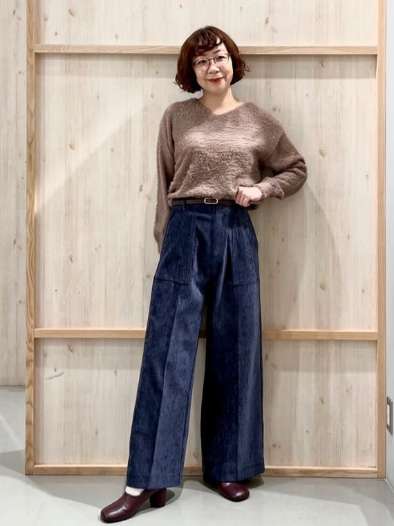 nakoさんの「THE SHOP TK｜【華やかで柔らか】ふわふわフェザーニット/洗える・前後2WAY」を使ったコーディネート