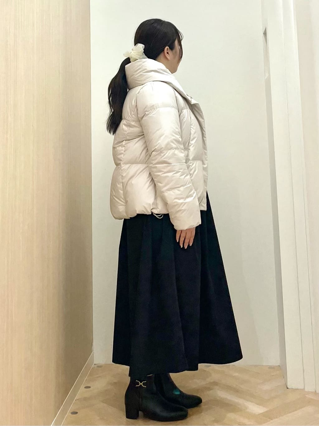 akariさんの「grove｜【名品アウター／800FP・多機能】つつまれダウンショート」を使ったコーディネート