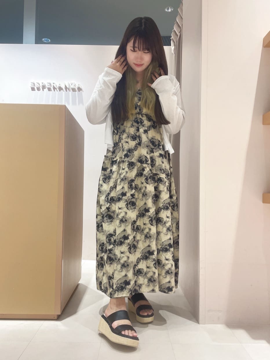 ほのかさんの「ESPERANZA｜ラメラインウェッジミュール」を使ったコーディネート