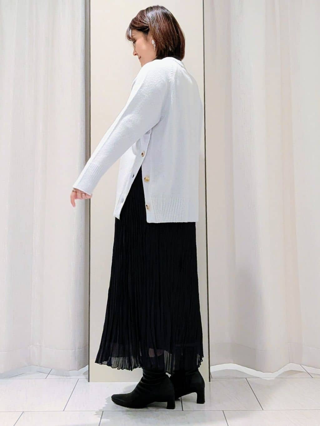 Onumaさんの「UNTITLED｜【重ね着もおすすめ/洗える】ウールカシミヤ クルーネックニット」を使ったコーディネート