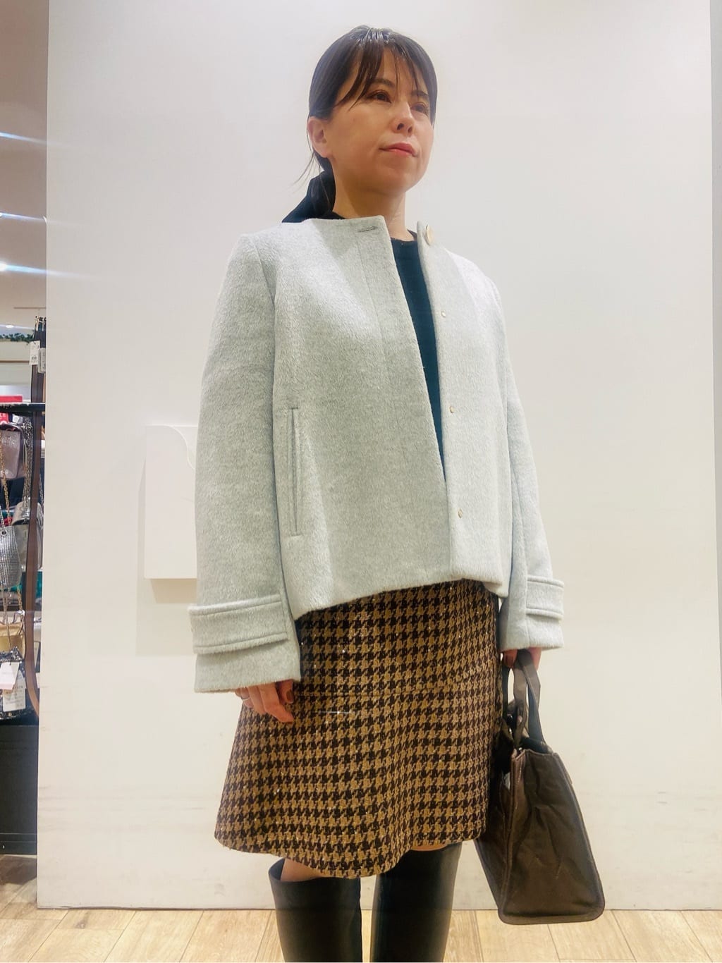 YUKOさんの「index｜モックネックボクシーラメニット【洗濯機OK】《7col》」を使ったコーディネート
