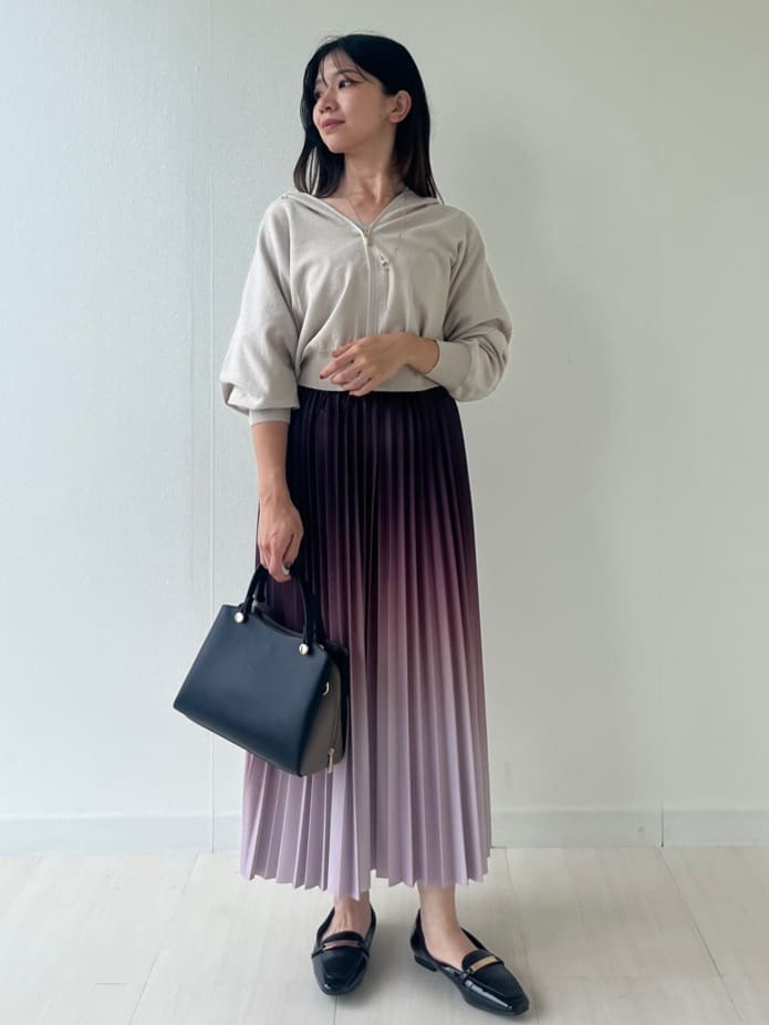 Mori Moriさんの「index｜【2WAY／名品】バイカラーミドルボストンバッグ」を使ったコーディネート